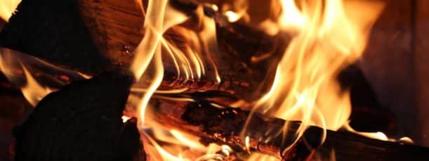 What’s the Best Freestanding Electric Fireplace? Review & Guide